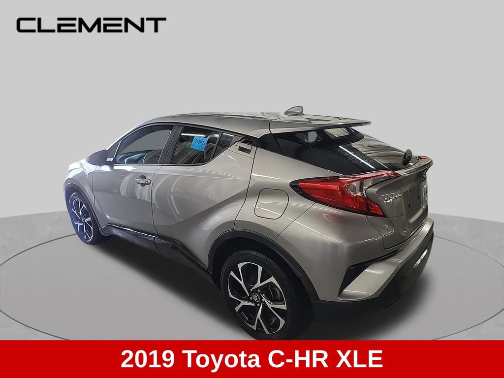 Used 2019 Toyota C-HR XLE FWD image 6