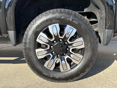 Used 2024 GMC Sierra 2500 Denali w/ Denali Reserve Package image 7