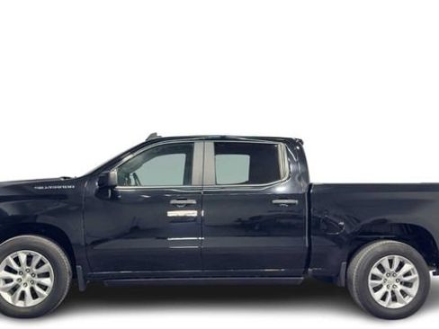 Used 2019 Chevrolet Silverado 1500 Custom w/ Custom Value Package RWD image 1