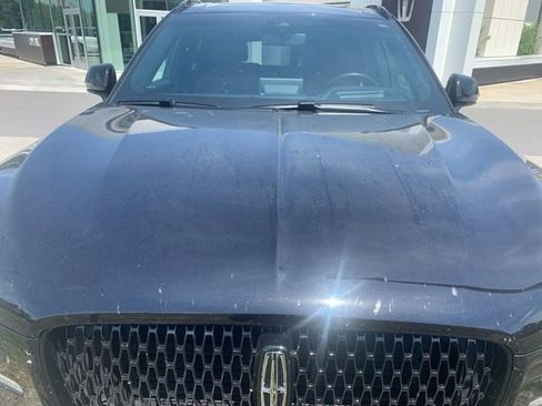 Used 2023 Lincoln Aviator Reserve w/ Equipment Group 201A AWD/4WD image 2