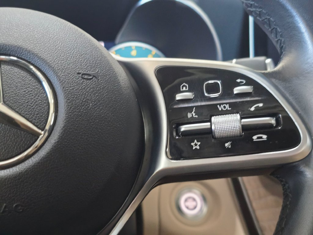 Used 2021 Mercedes-Benz C 300 4MATIC Sedan image 12