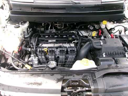 Used 2020 Dodge Journey Crossroad w/ Popular Equipment Group image 9