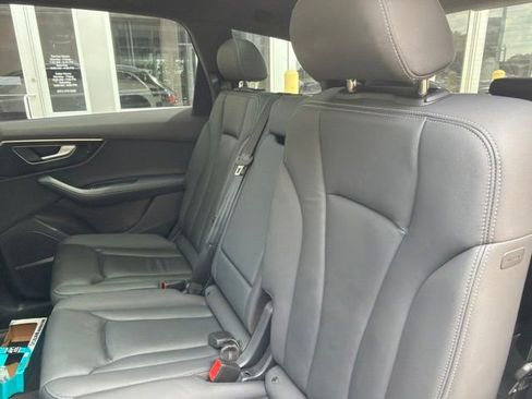 Used 2025 Audi Q7 3.0T Premium Plus AWD/4WD image 12