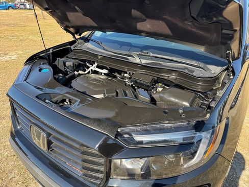 Used 2023 Honda Ridgeline Sport image 24