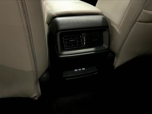 Used 2025 Honda CR-V EX-L image 10