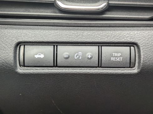 Used 2022 Nissan Altima 2.5 SR FWD image 13