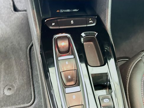 Used 2023 Chevrolet Bolt EUV Premier w/ Sun & Sound Package image 24