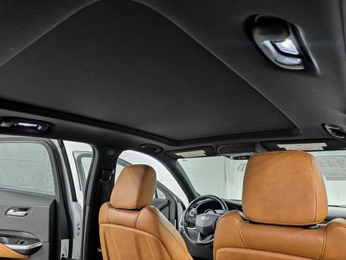 Used 2019 Cadillac XT4 Premium Luxury AWD/4WD image 12