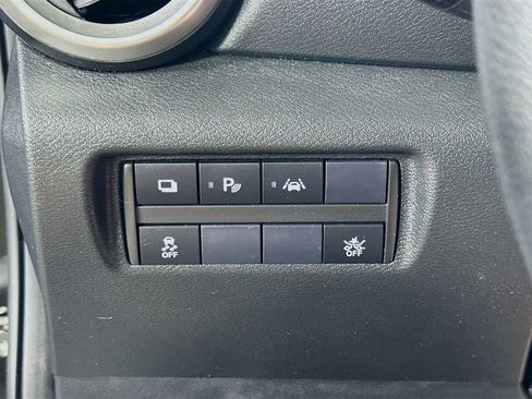 Used 2024 Nissan Versa S w/ Trunk Package FWD image 20