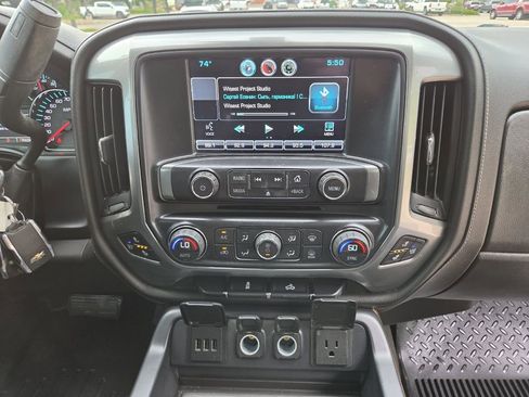 Used 2015 Chevrolet Silverado 1500 LTZ AWD/4WD image 25