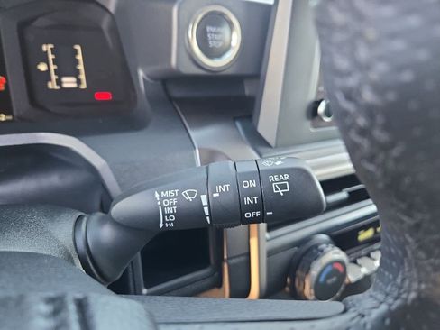 Used 2025 Toyota 4Runner SR5 image 25