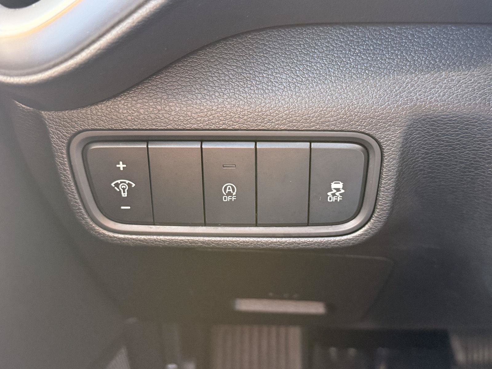 Used 2021 Kia Soul LX FWD image 28