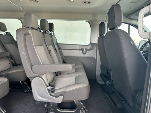 Used 2024 Ford Transit 350 XLT RWD image 28