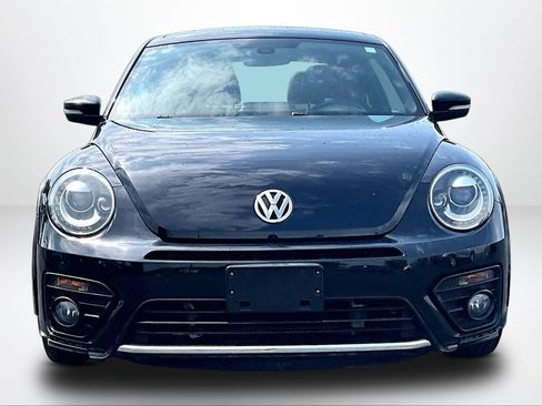 Used 2017 Volkswagen Beetle R-Line SEL FWD image 3