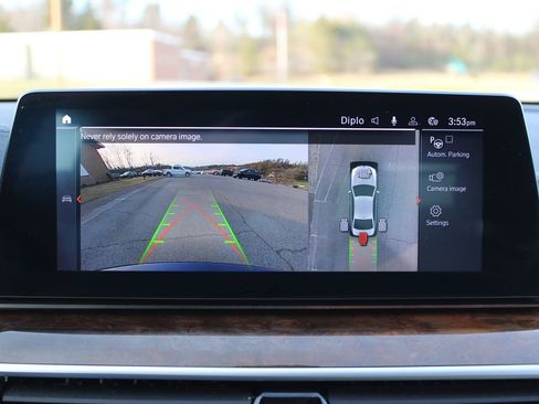 Used 2020 BMW 540i xDrive w/ Executive Package image 18