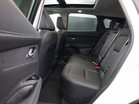 Certified 2025 Nissan Murano SL image 27