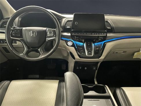 Certified 2025 Honda Odyssey Elite image 10