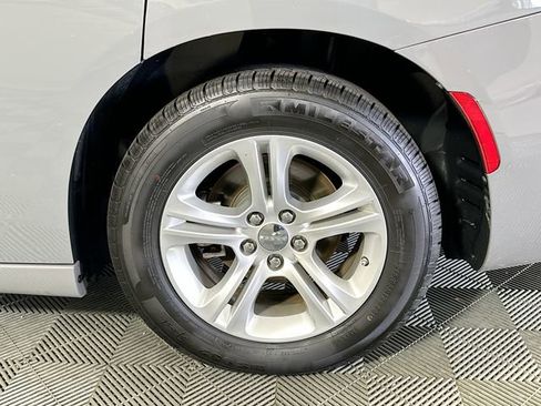 Used 2023 Dodge Charger SXT image 28
