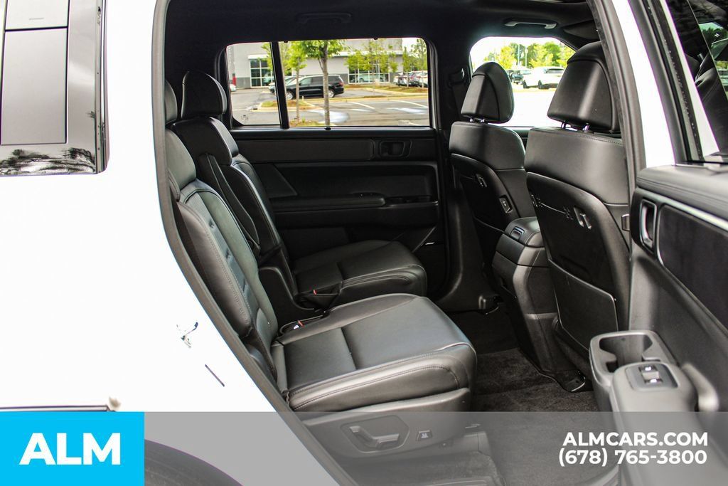 Used 2025 Hyundai Santa Fe Calligraphy AWD/4WD image 21