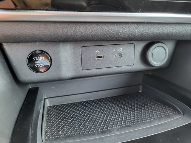 Used 2024 Nissan Rogue S FWD image 16