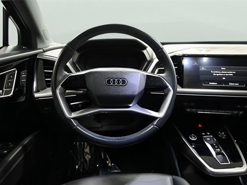 Used 2022 Audi Q4 e-tron Premium image 11