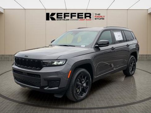 New 2025 Jeep Grand Cherokee L Altitude image 1