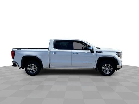 Used 2025 GMC Sierra 1500 SLT image 9