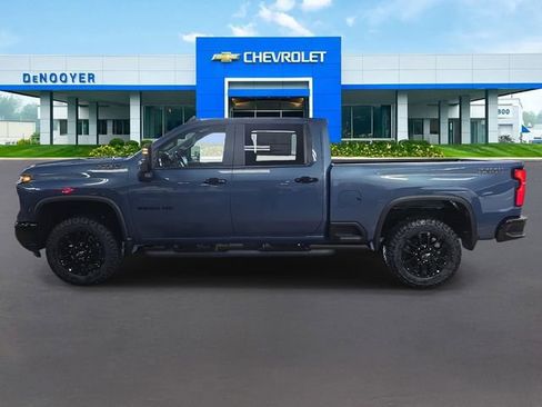 New 2026 Chevrolet Silverado 2500 LT image 9