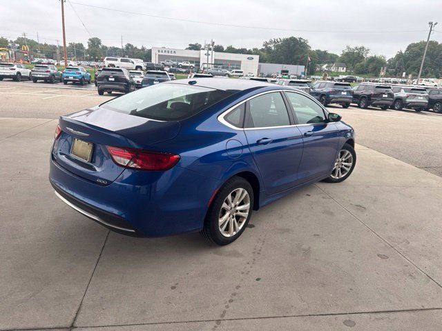 Used 2015 Chrysler 200 Limited w/ Convenience Group FWD image 5