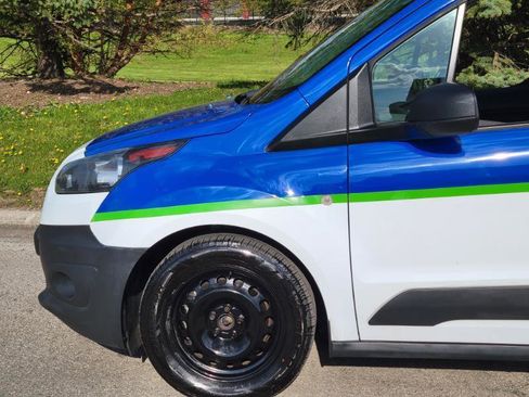 Used 2018 Ford Transit Connect XL FWD image 4