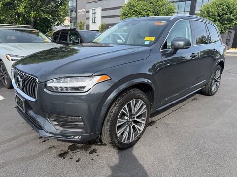 Used 2021 Volvo XC90 T5 Momentum AWD/4WD image 1