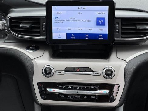 Used 2023 Ford Explorer XLT w/ Equipment Group 202A image 14