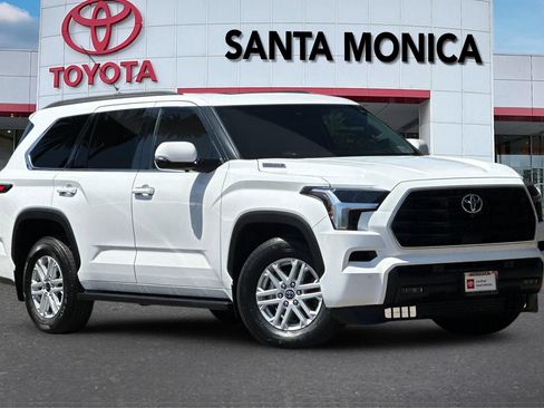 Certified 2023 Toyota Sequoia SR5 w/ SR5 Premium Package RWD image 2