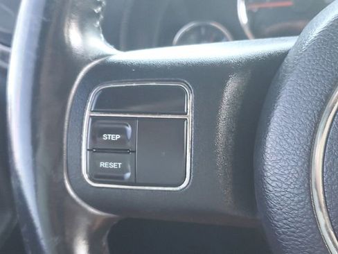 Used 2013 Jeep Wrangler Unlimited Sport image 12