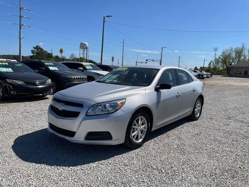 Used 2013 Chevrolet Malibu LS FWD image 1