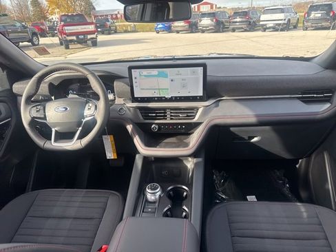 New 2026 Ford Explorer ST-Line w/ ST-Line Street Pack image 19