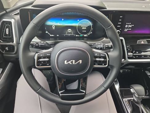 Certified 2023 Kia Sorento SX AWD/4WD image 22