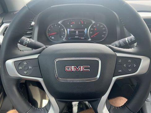 Used 2017 GMC Acadia SLT FWD image 17