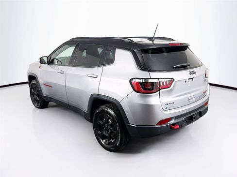 Used 2023 Jeep Compass Trailhawk w/ Sun and Sound Group AWD/4WD image 9