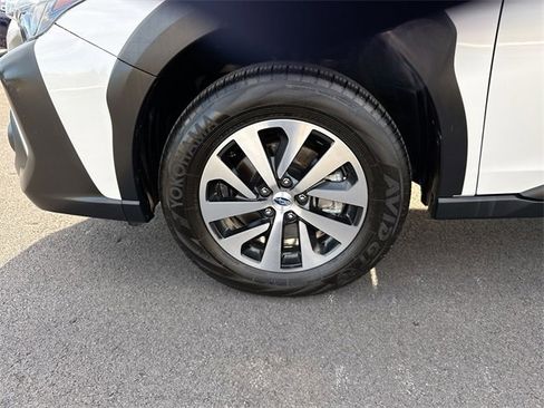 Used 2023 Subaru Outback Premium image 13