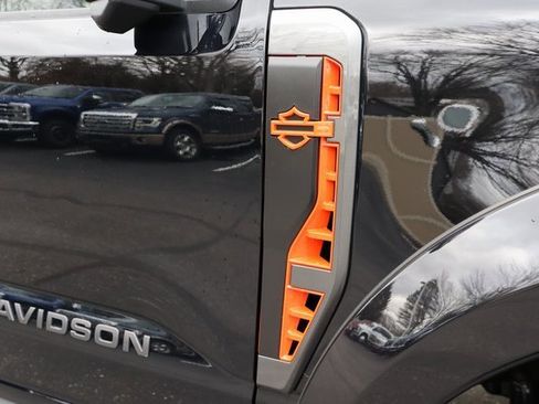 New 2026 Ford F250 Lariat w/ Black Appearance Package image 23