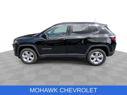 Used 2021 Jeep Compass Latitude w/ Convenience Group AWD/4WD image 5