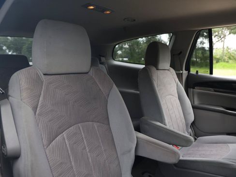 Used 2016 Buick Enclave Convenience FWD image 14
