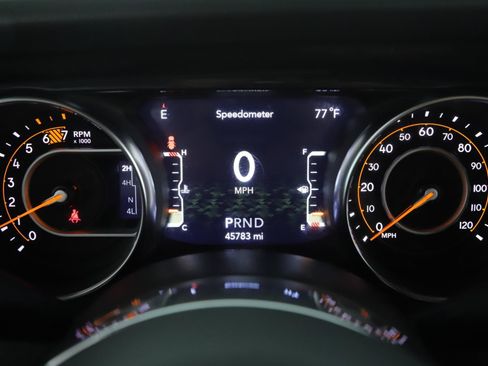 Used 2023 Jeep Wrangler Unlimited Sahara AWD/4WD image 11