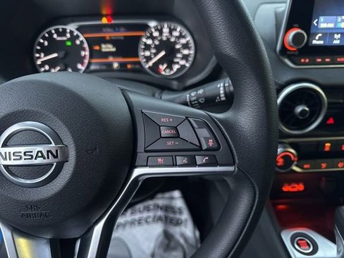 Used 2023 Nissan Sentra SV image 13
