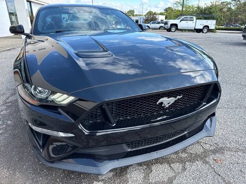Used 2021 Ford Mustang GT RWD image 12