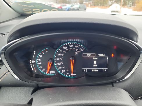 Certified 2022 Chevrolet Trax LT w/ LT Convenience Package image 20