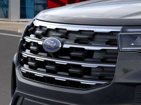 New 2026 Ford Explorer Active image 17