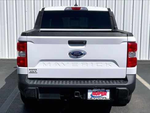 Used 2022 Ford Maverick XL image 4
