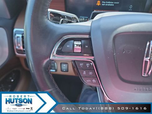 Used 2023 Lincoln Navigator Reserve AWD/4WD image 13